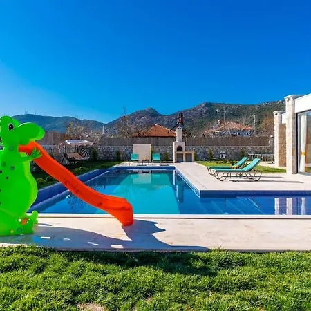 Villa Vip *